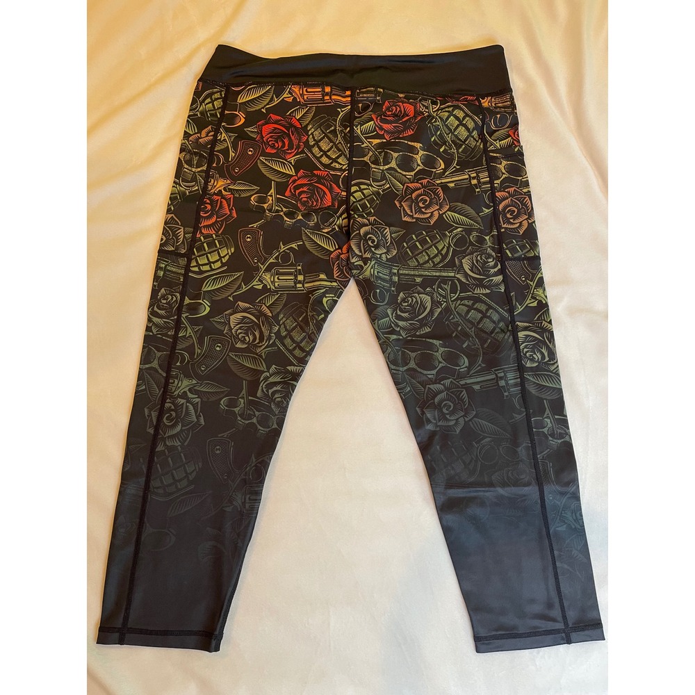 Constantly Varied Gear CVG Guns and Roses Tattoo Print Capri Leggings XX-Large - Picture 7 of 8